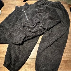 Shein Fleece Lined Elastic Waist Sherpa Pants and Crop Half Zip Sweater Black